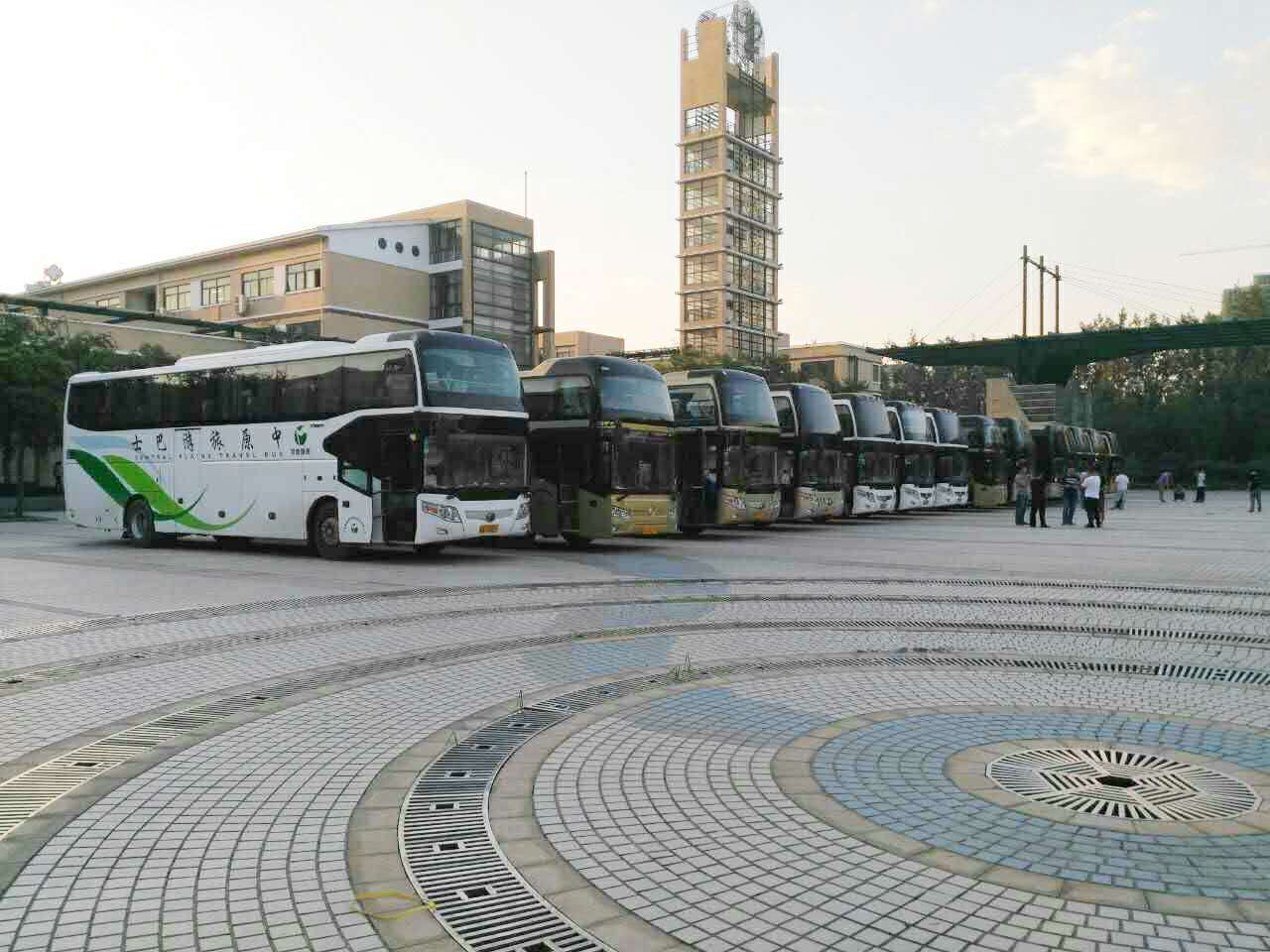 鄭州中巴車出租公司說說冬季四種養(yǎng)車技巧 鄭州中巴車出租公司說說冬季四種養(yǎng)車技巧